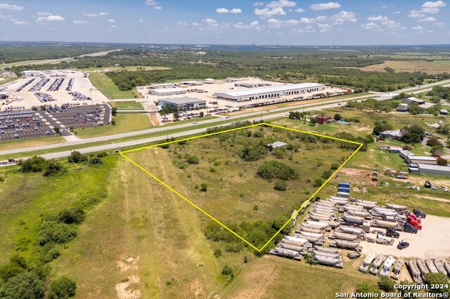 Image 6 of 13 For 4480 Loop 1604 E