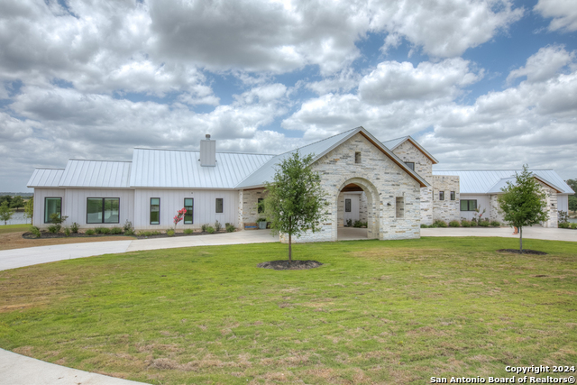 Details for 152 Summer Meadow Dr, La Vernia, TX 78121