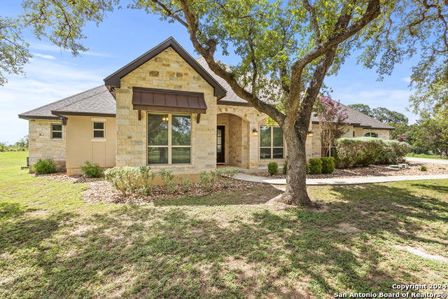 Details for 2718 Beaver Ln, New Braunfels, TX 78132