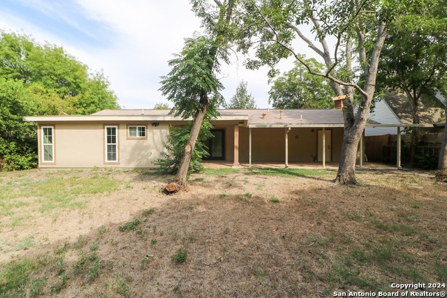 Listing photo id 26 for 7339 Canterfield Rd