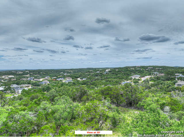 Listing photo id 9 for 283 Bluebonnet Breeze