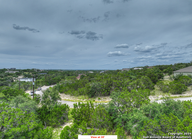 Listing photo id 11 for 283 Bluebonnet Breeze