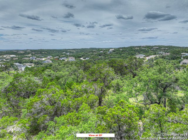 Listing photo id 18 for 283 Bluebonnet Breeze