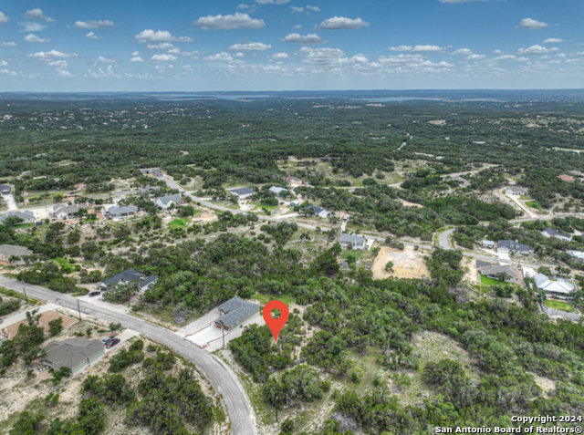 Listing photo id 22 for 283 Bluebonnet Breeze