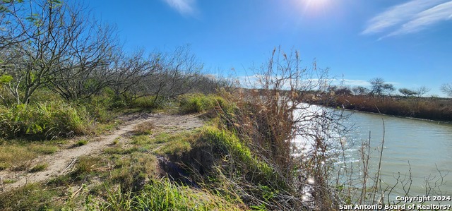 Image 15 of 21 For 00 Boca Chica Road