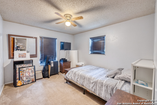 Image 18 of 29 For 133 N Bluebonnet Dr