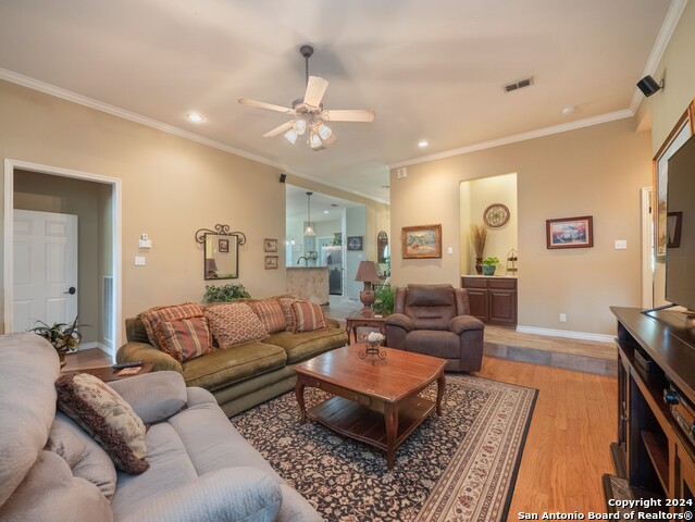 Image 15 of 50 For 30185 Bridlegate Dr