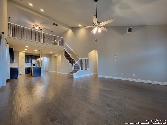 Image 12 of 35 For 27430 Rio Cir