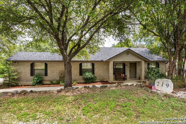 Details for 219 Doeskin Dr, Boerne, TX 78006