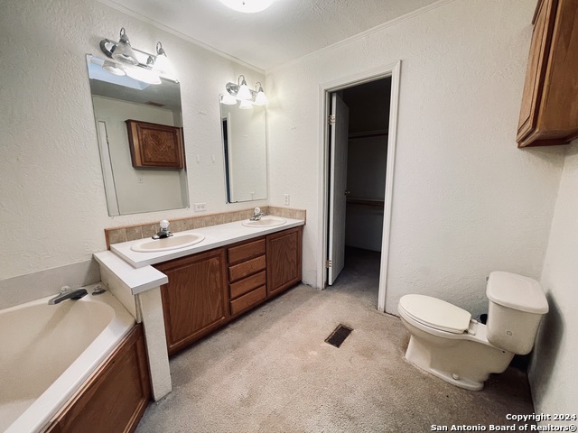 Listing photo id 10 for 970 Cr 369  