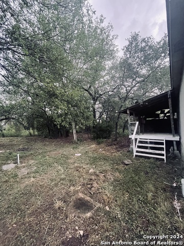 Listing photo id 17 for 970 Cr 369  