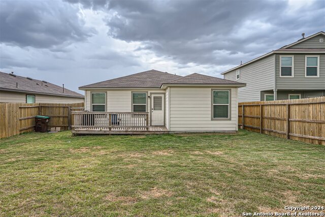 Listing photo id 24 for 5818 Kendall Prairie