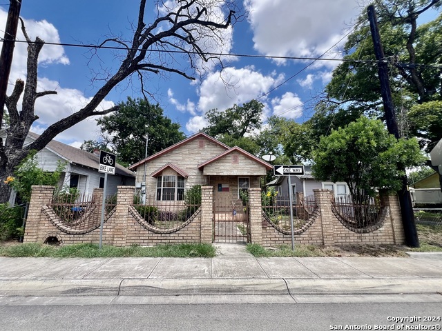 Details for 801 Theo Ave W, San Antonio, TX 78225