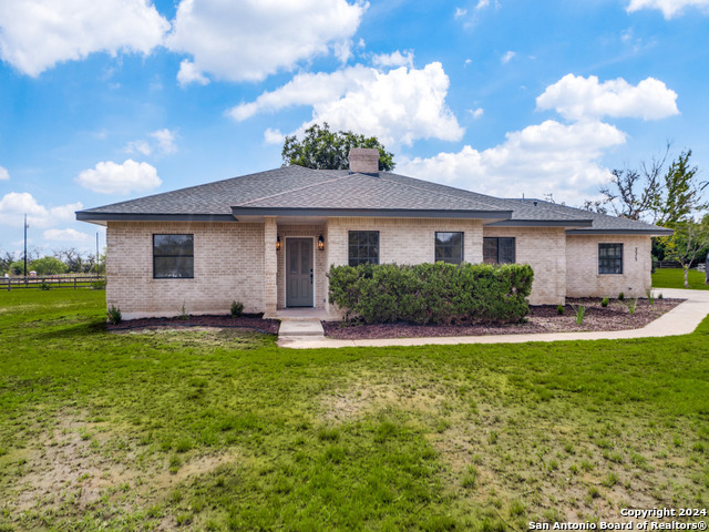 Details for 325 San Julian Creek, Bandera, TX 78003