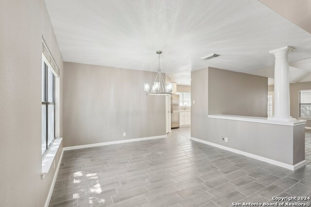 Image 13 of 63 For 14226 Emerald Hill Dr