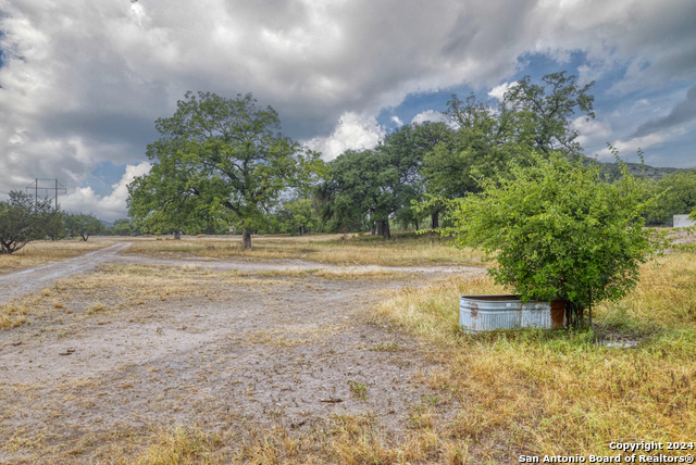 Image 64 of 84 For 20462 Tx Hwy 55 S