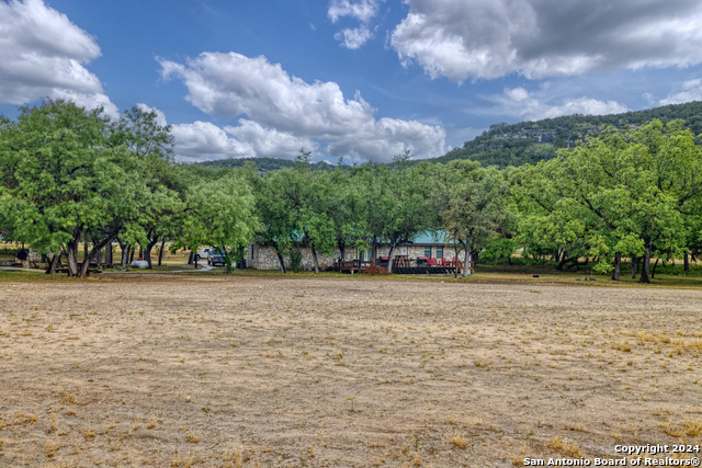 Image 68 of 84 For 20462 Tx Hwy 55 S