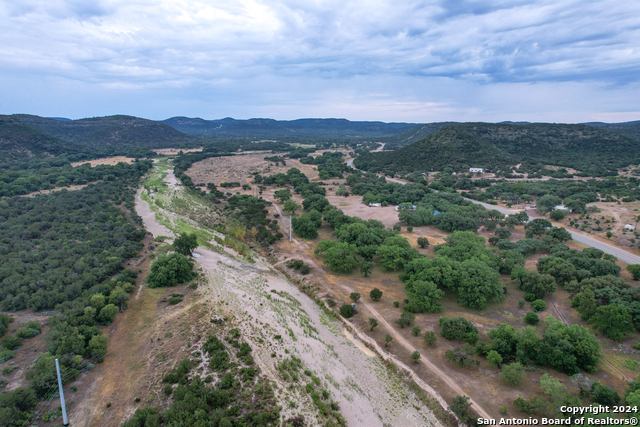 Image 72 of 84 For 20462 Tx Hwy 55 S