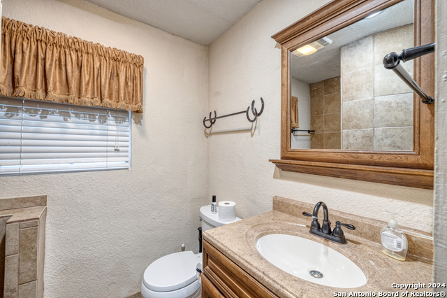 Listing photo id 11 for 20457 Hwy 55 S