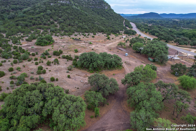 Listing photo id 48 for 20457 Hwy 55 S