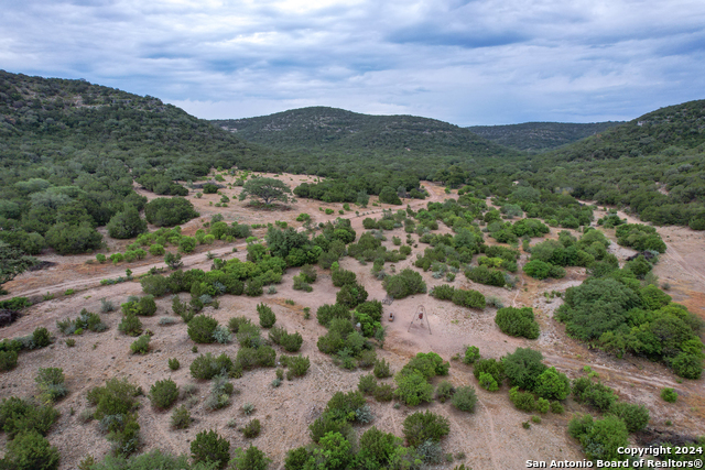 Listing photo id 53 for 20457 Hwy 55 S