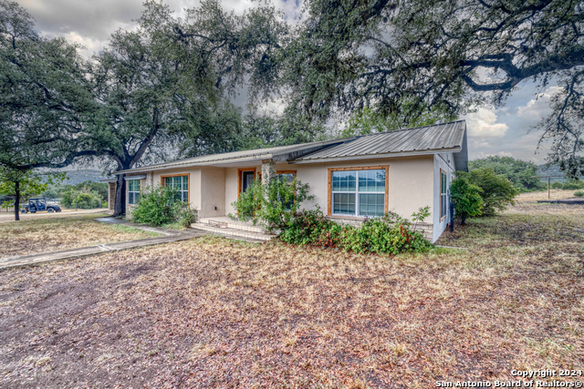 Listing photo id 4 for 20457 Hwy 55 S