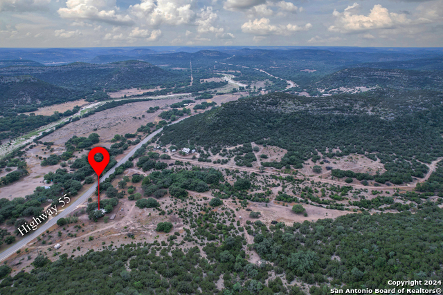 Listing photo id 75 for 20457 Hwy 55 S