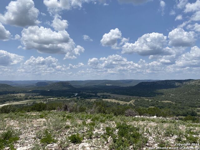 Listing photo id 92 for 20457 Hwy 55 S
