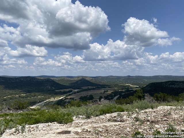 Listing photo id 95 for 20457 Hwy 55 S