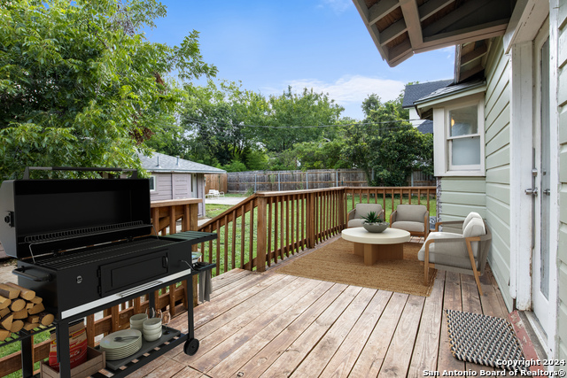 Listing photo id 25 for 101 Charles Rd