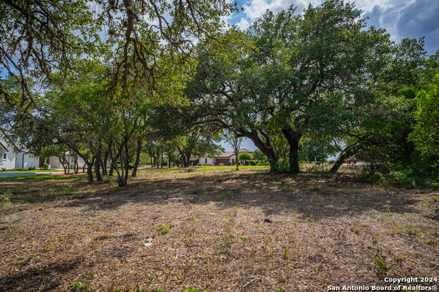Listing photo id 10 for 13402 Lucas Cir