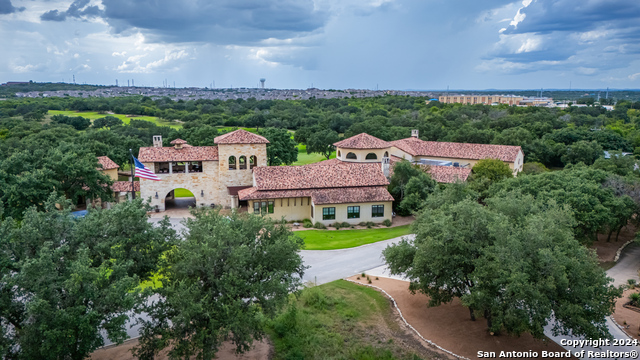 Listing photo id 39 for 13402 Lucas Cir