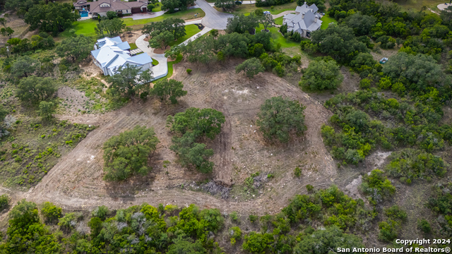 Listing photo id 6 for 13402 Lucas Cir