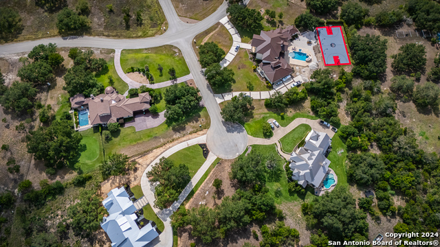 Listing photo id 7 for 13402 Lucas Cir