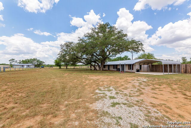 Listing photo id 17 for 1797 County Road 1660