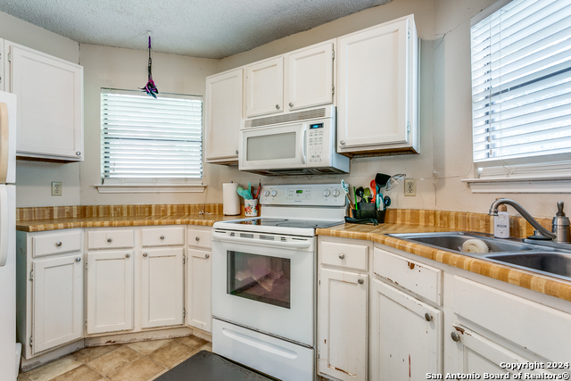 Image 11 of 25 For 13246 Larkwalk St