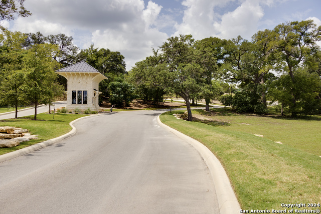 Image 2 of 21 For 10958 Pecan Ranch