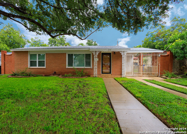 Details for 230 Ravenhill Dr, San Antonio, TX 78214