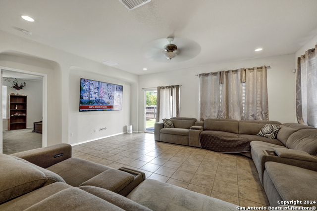 Image 17 of 39 For 1441 Cutler Bay