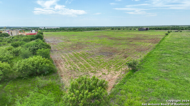 Listing photo id 7 for 000 N I-37 Access Rd