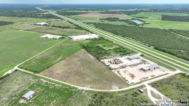 Listing photo id 5 for 000 N I-37 Access Rd