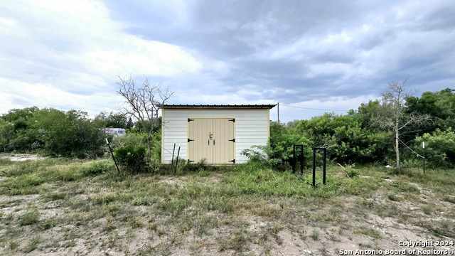 Image 9 of 28 For 374 County Road 574