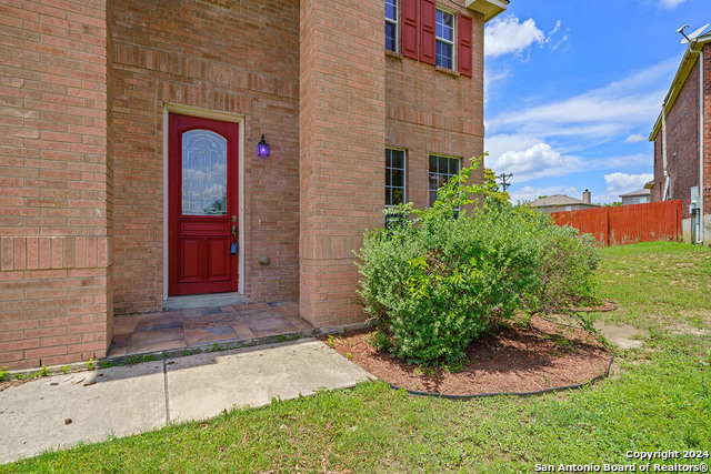 Image 4 of 36 For 173 Springtree Gate