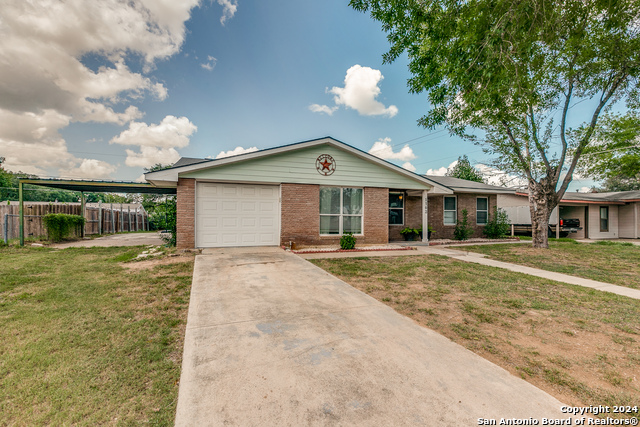 Details for 1102 Harvey  , Pleasanton, TX 78064