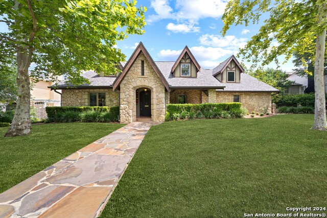 Details for 105 Cloverleaf Ave, Alamo Heights, TX 78209