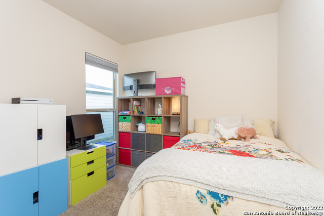 Listing photo id 10 for 10512 Penelope Way