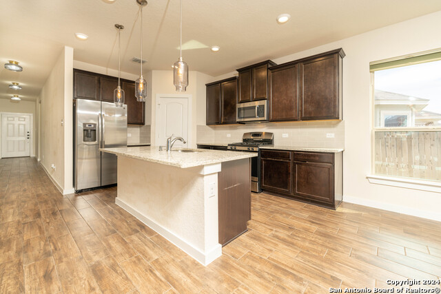 Listing photo id 19 for 10512 Penelope Way