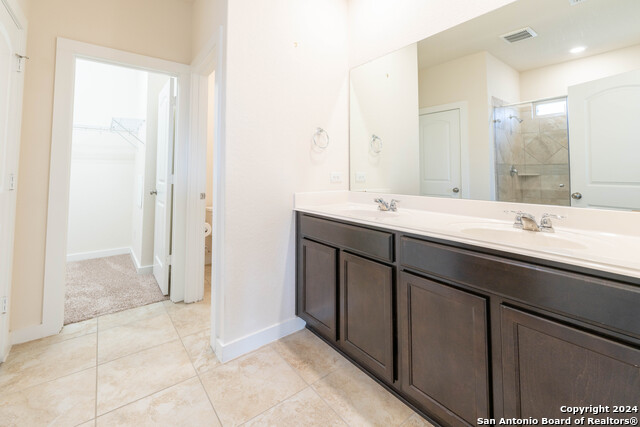 Listing photo id 21 for 10512 Penelope Way