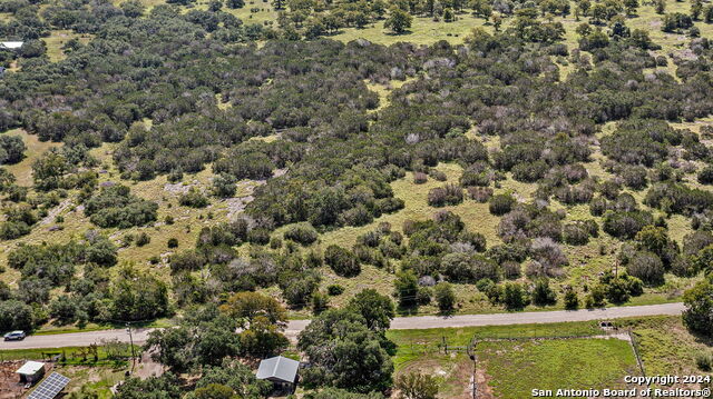 Image 15 of 24 For 985 River Bend