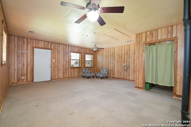 Listing photo id 13 for 500 Ridge Drive